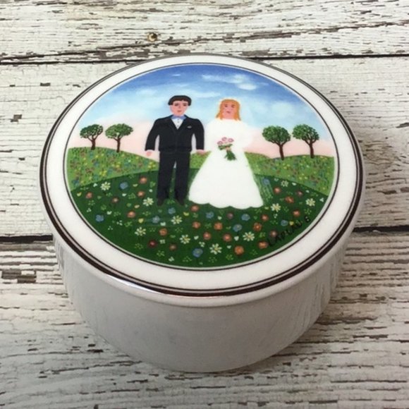 Villeroy & Boch Other - Villeroy & Boch Wedding Retired Trinket box